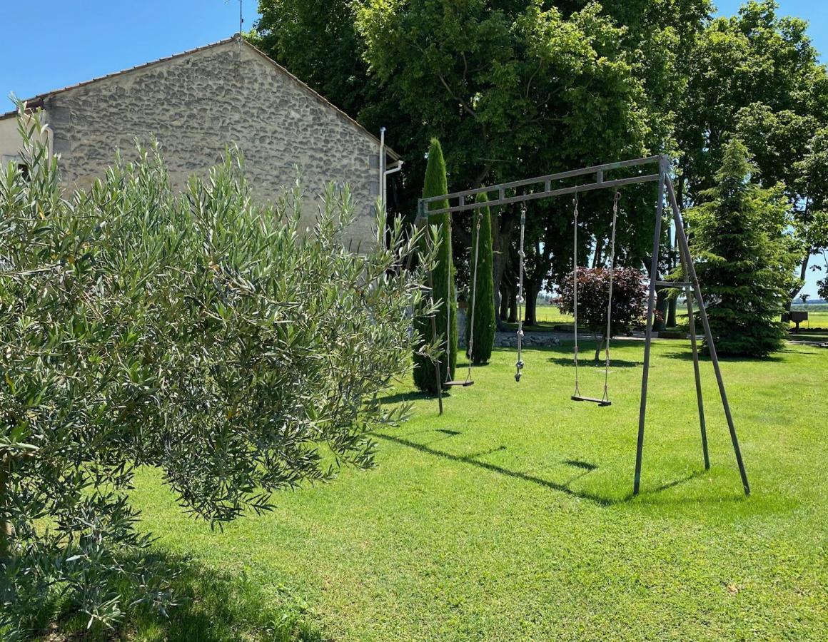 Le Domaine De Laforest Fontvieille Bagian luar foto