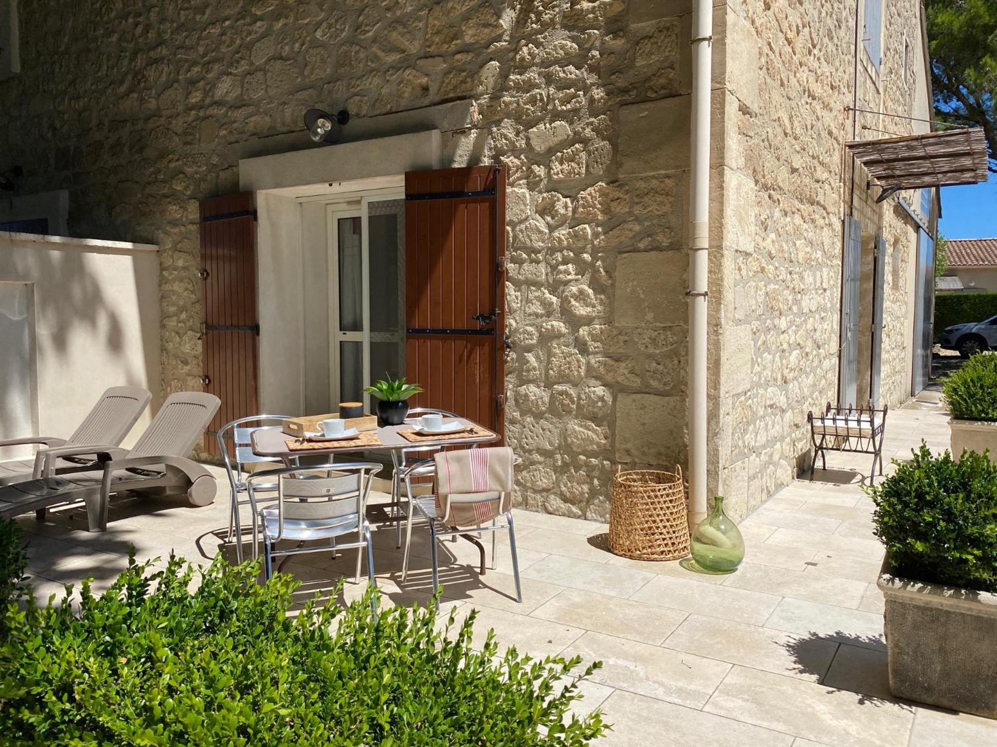 Le Domaine De Laforest Fontvieille Bagian luar foto