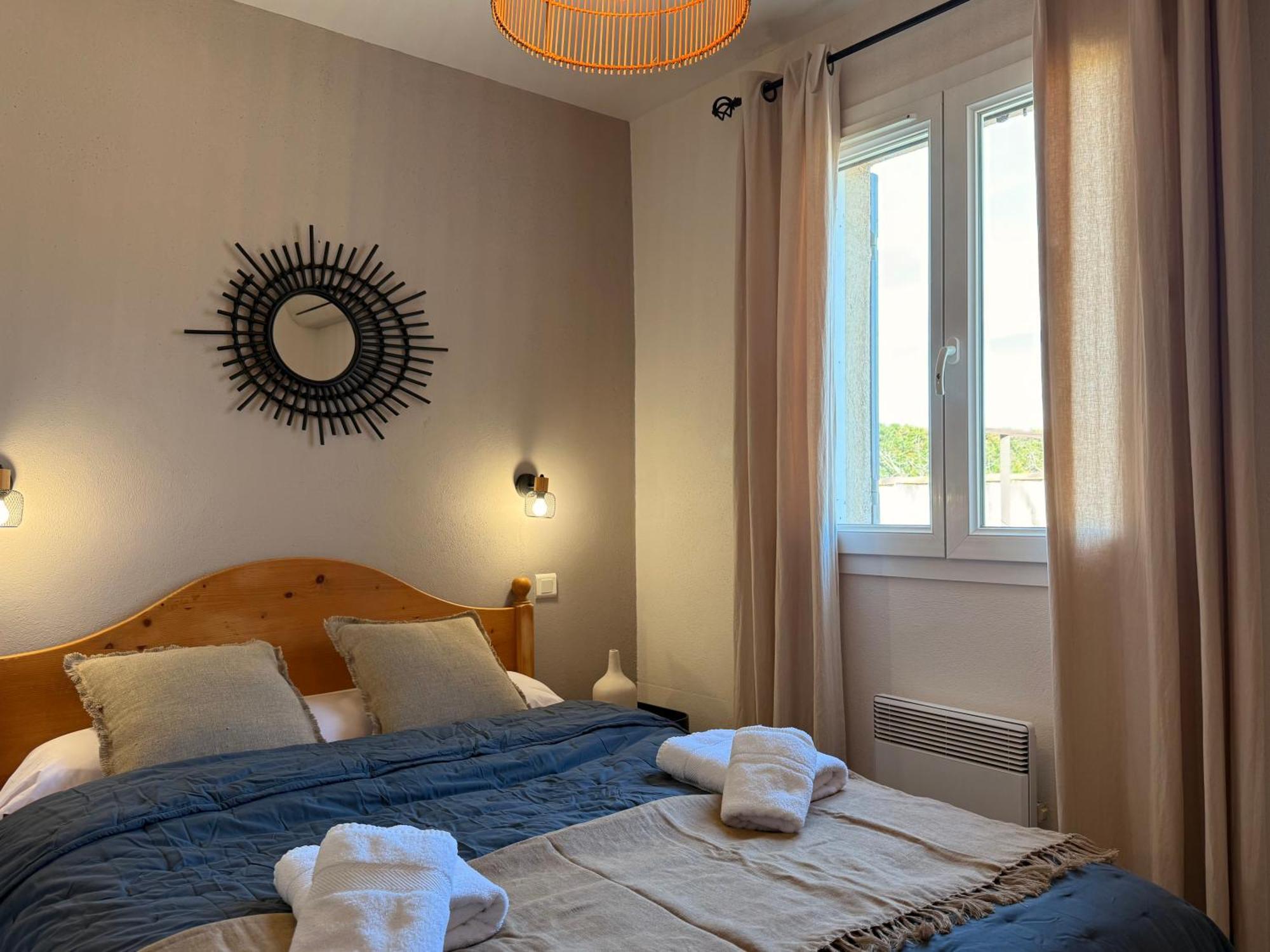 Le Domaine De Laforest Fontvieille Bagian luar foto