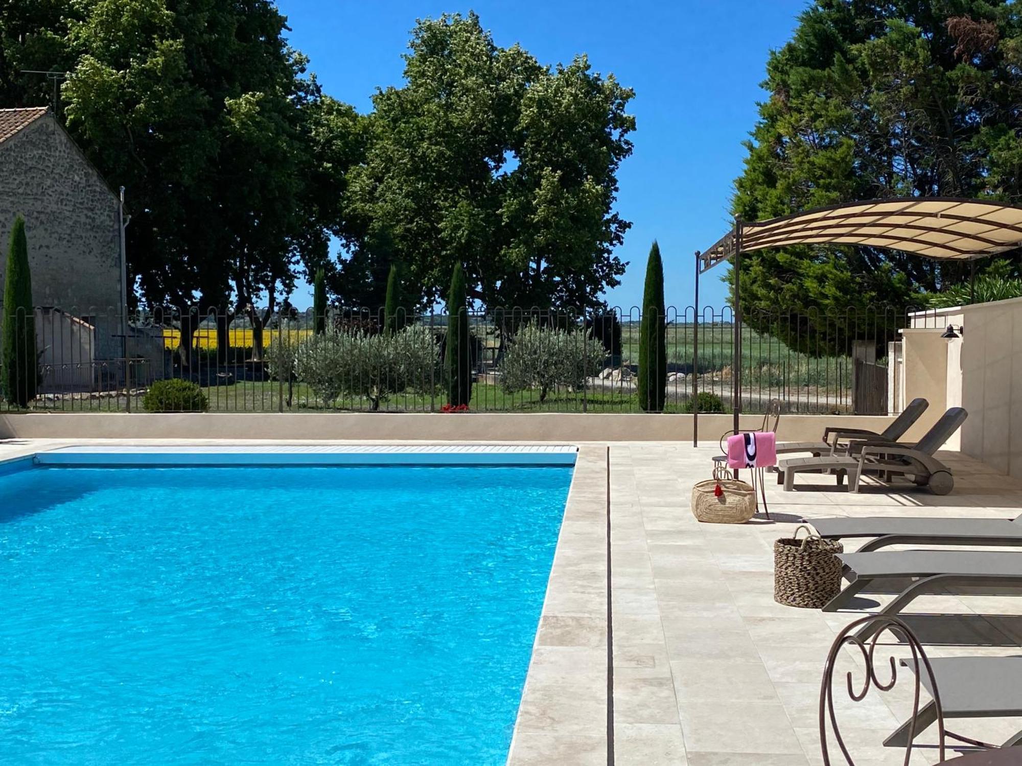 Le Domaine De Laforest Fontvieille Bagian luar foto