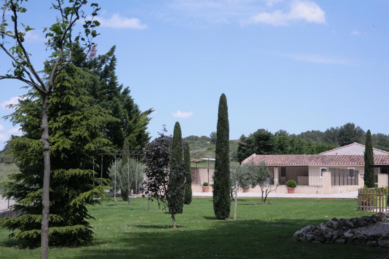 Le Domaine De Laforest Fontvieille Bagian luar foto